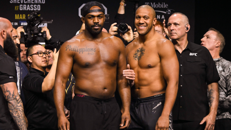 Jon Jones vs Ciryl Gane